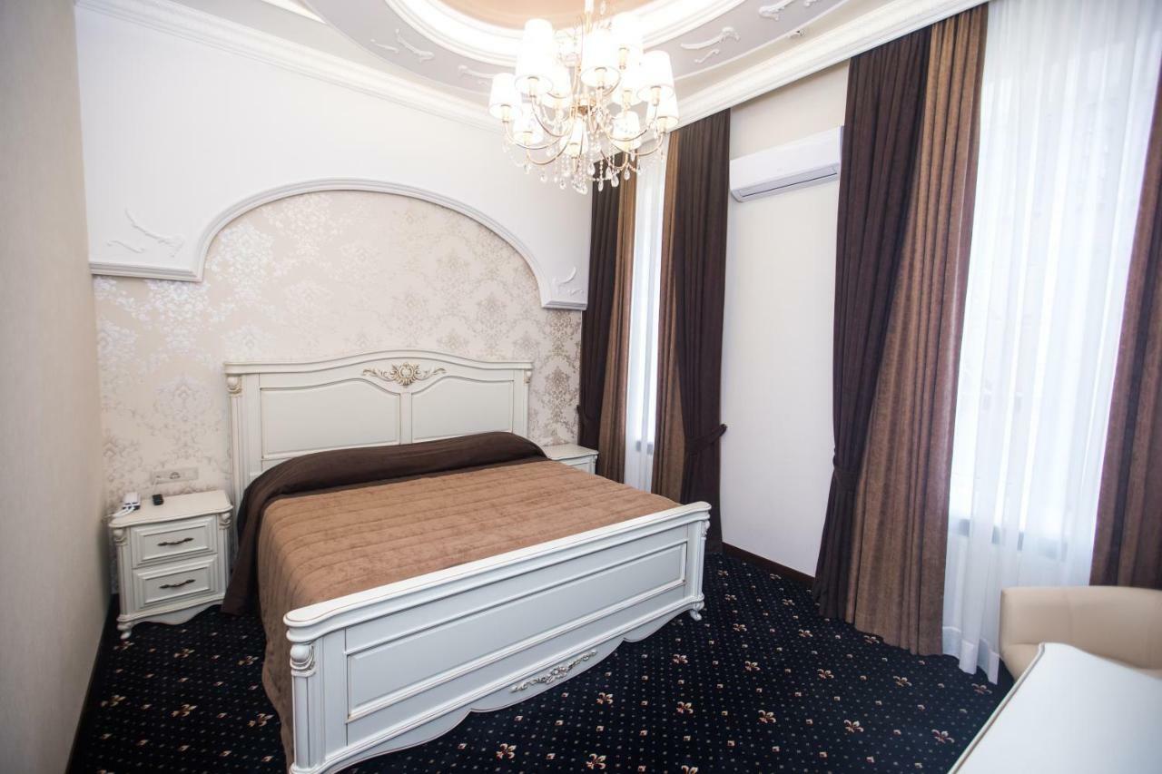 Готель Петрівський Kropyvnytskyi Exterior foto