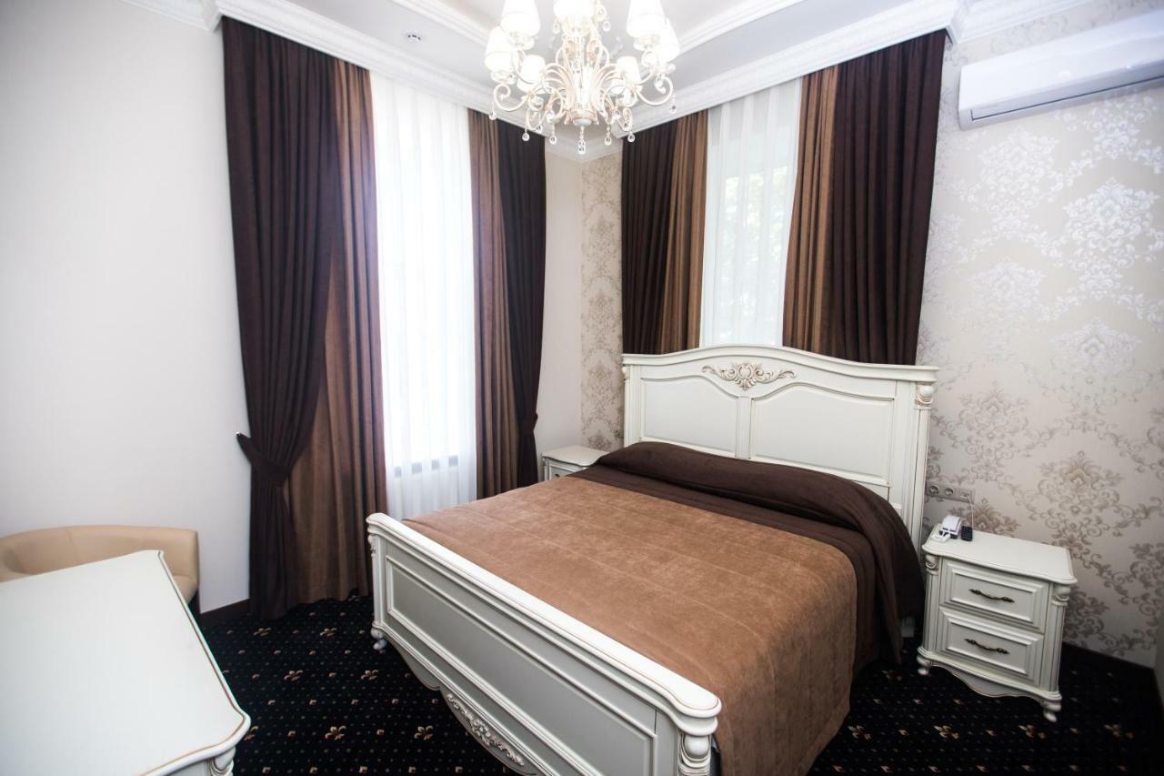 Готель Петрівський Kropyvnytskyi Exterior foto